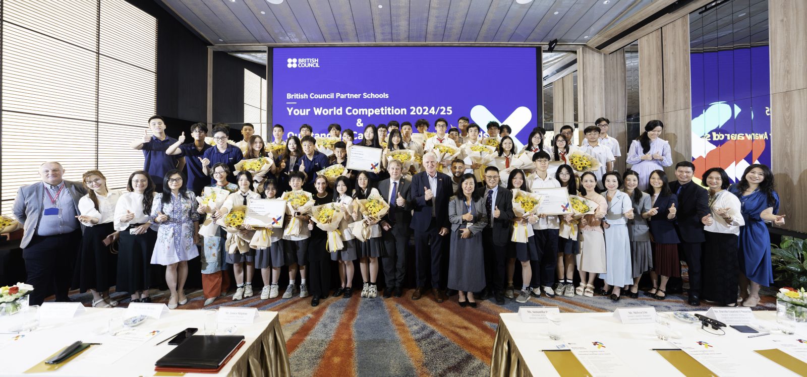chủ đề của cuộc thi ‘Skills for Sustainability - Equipping all Youth for the Future’ tập trung vào vai trò của giới trẻ trong việc định hình tương lai thế giới.