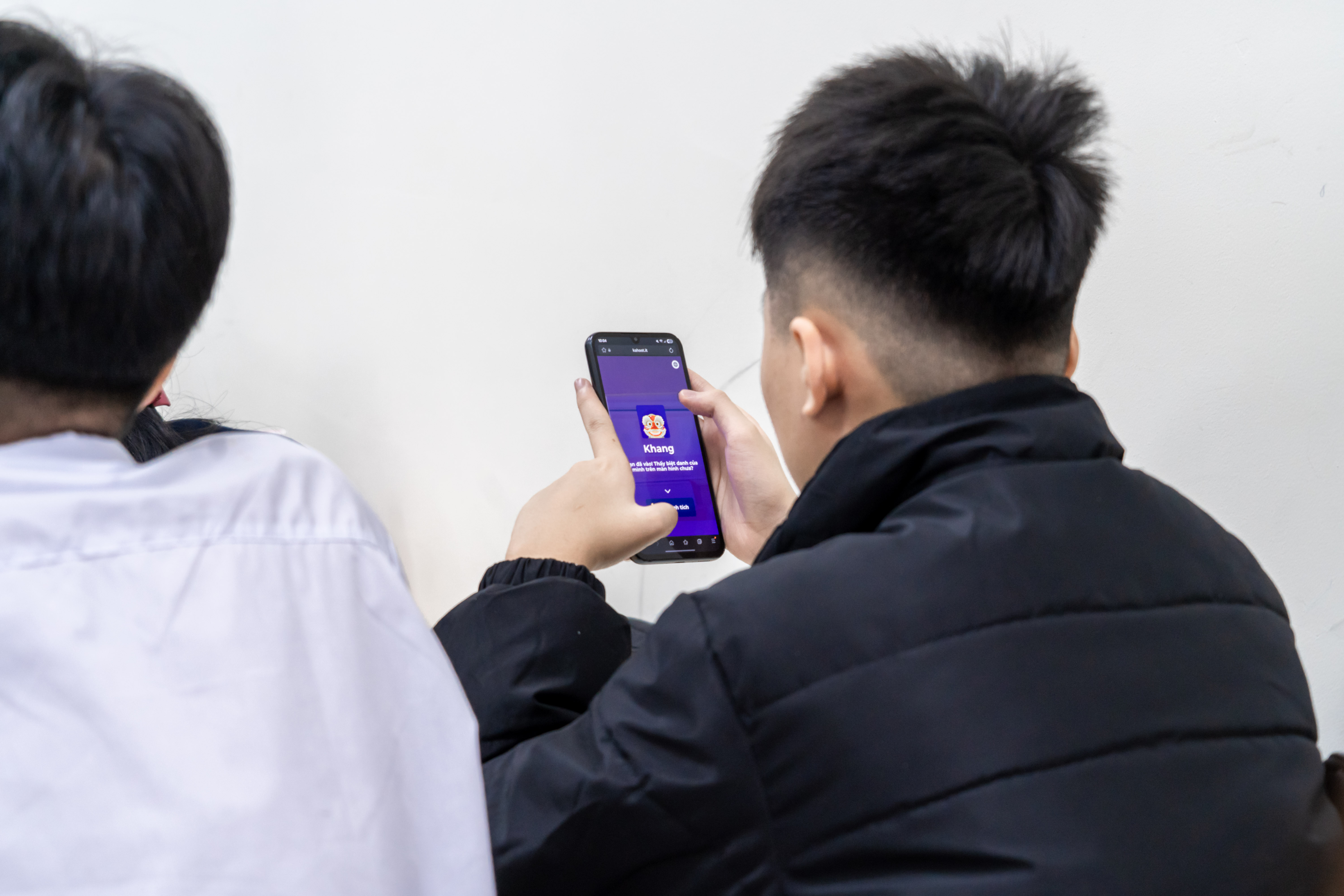 Tham gia trò chơi Quiz online để ôn tập kiến thức vừa học.