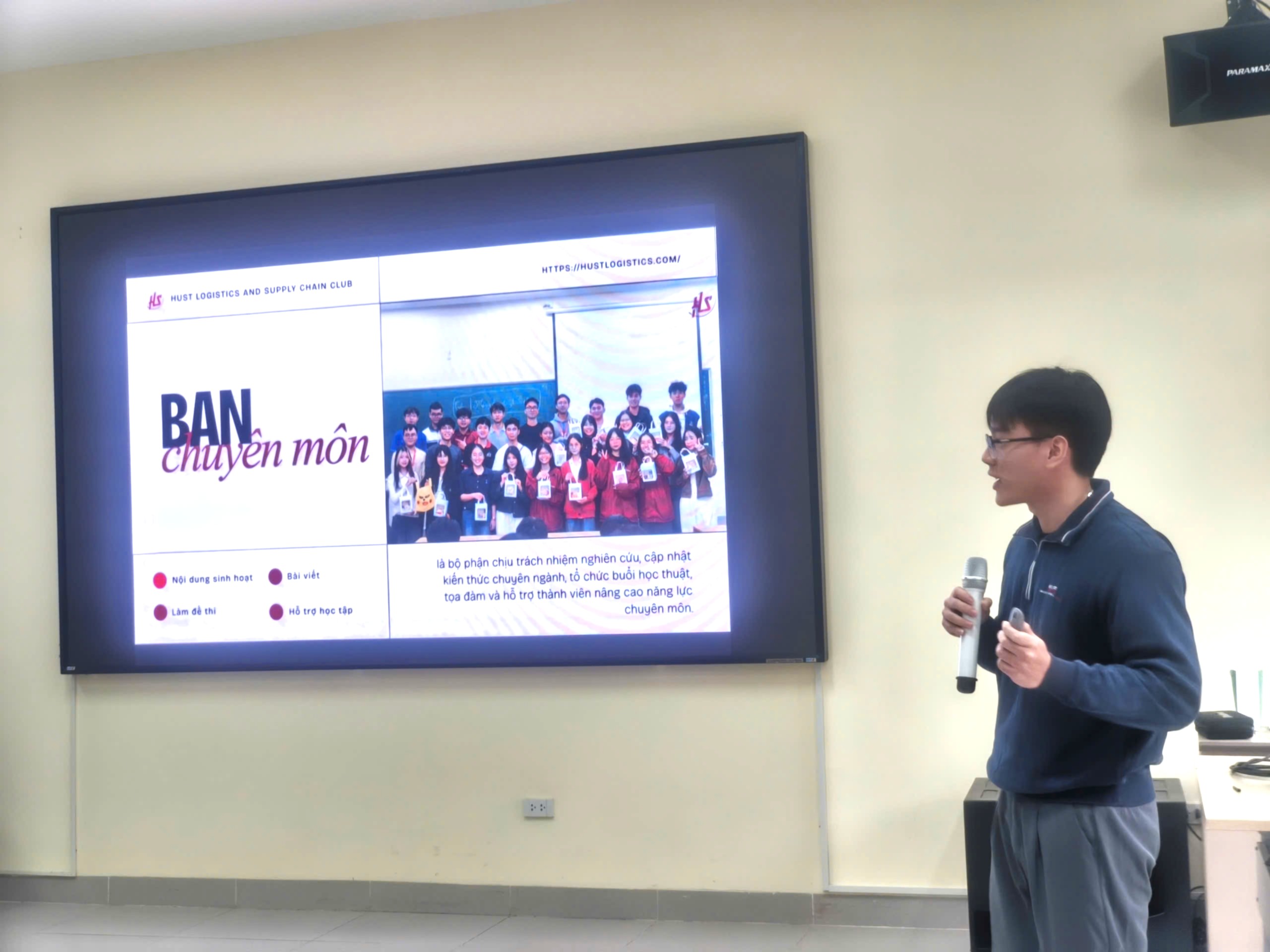 Anh Triệu Minh Kỳ - sinh viên ngành Logistics K67, Chủ tịch CLB Sinh viên Logistics, đồng thời là cựu học sinh Trường THCS và THPT Tạ Quang Bửu.