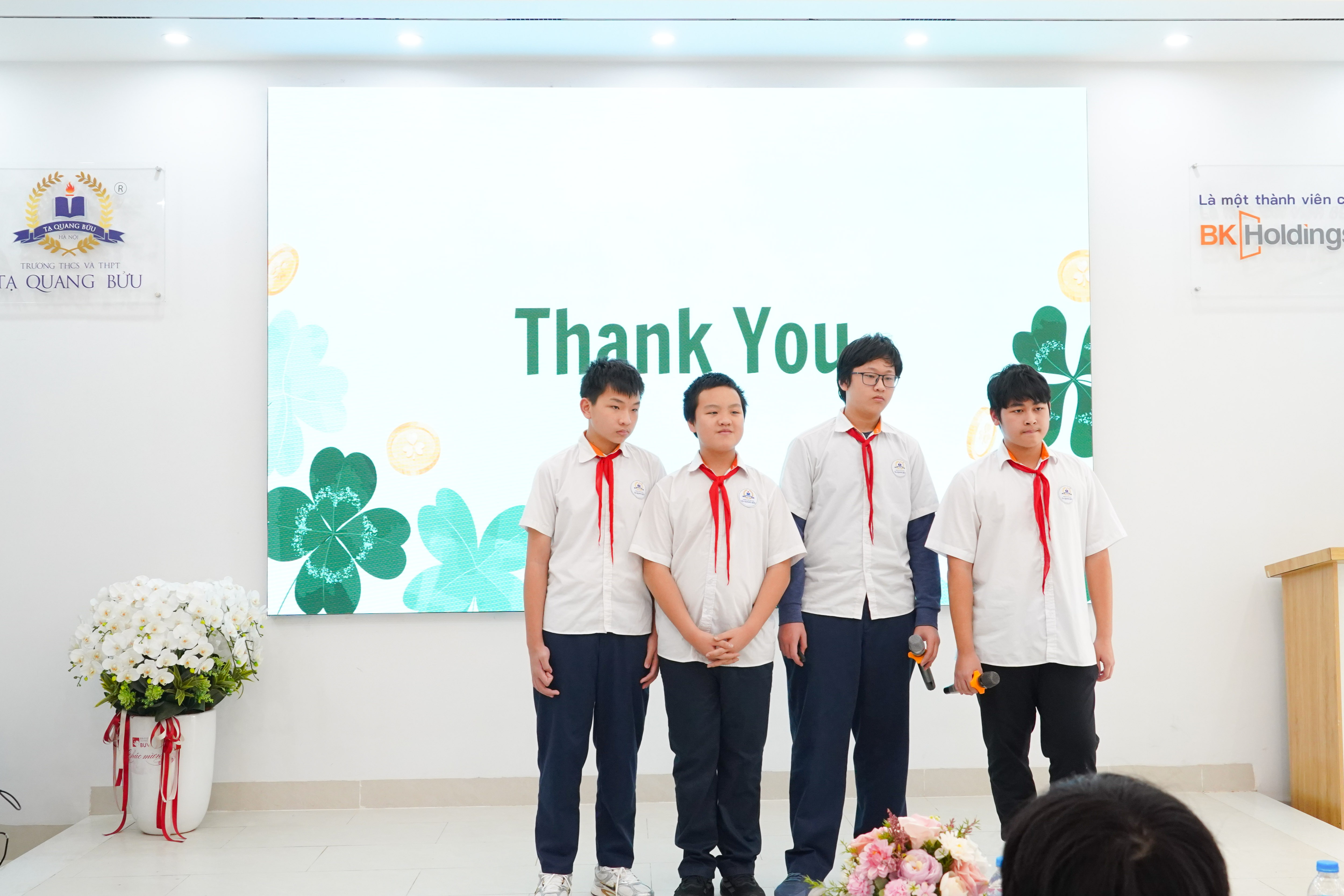 Đội GreenBox - Giải Nhì bảng THCS.