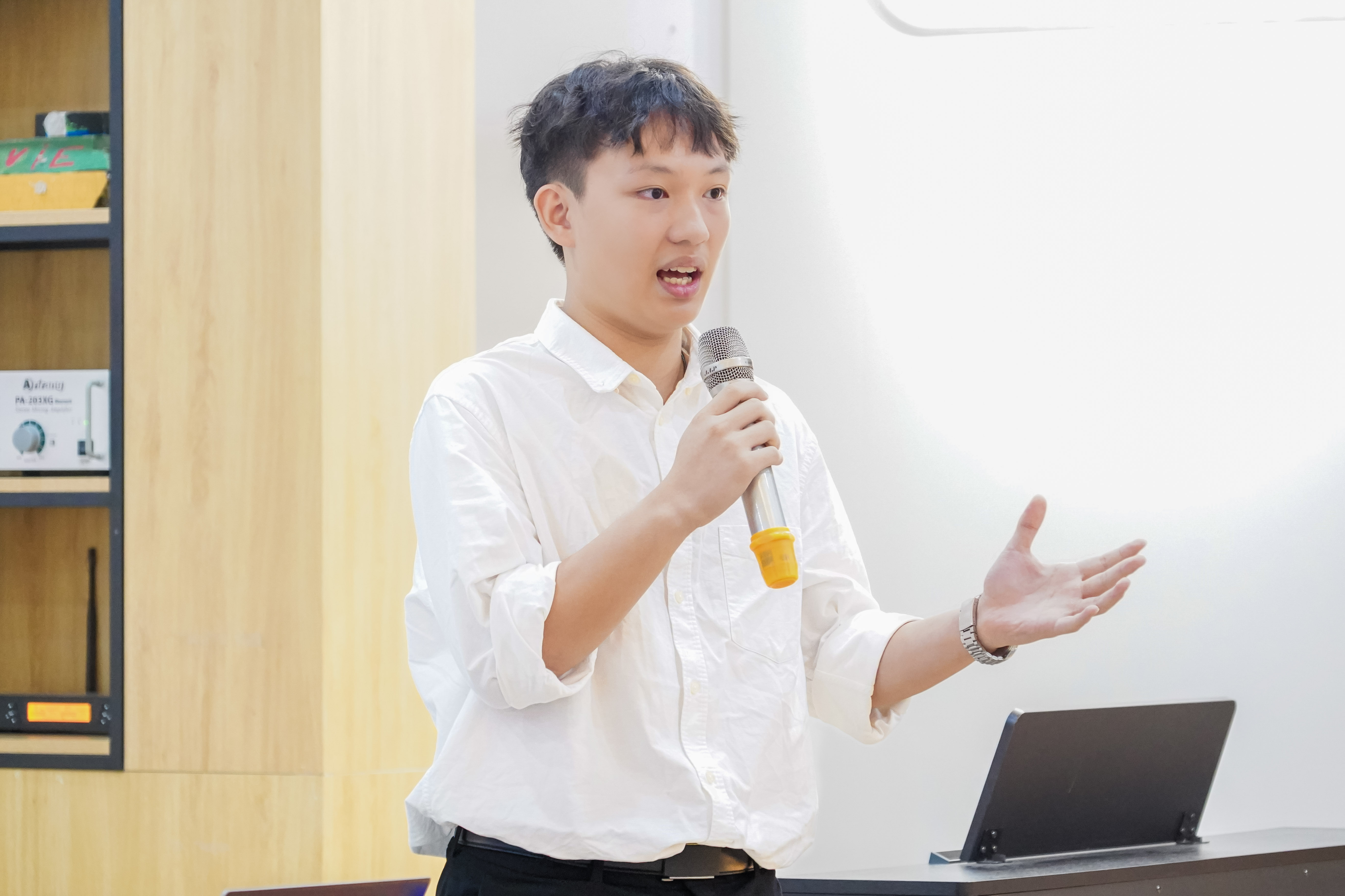 Đoàn Quang Huy chia sẻ về hành trình mình đã trải qua để giành được suất học bổng danh giá.